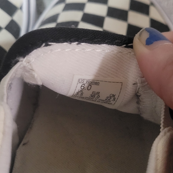 Classic Slip-On Checkerboard Shoe Women's size 6 - Picture 5 of 5